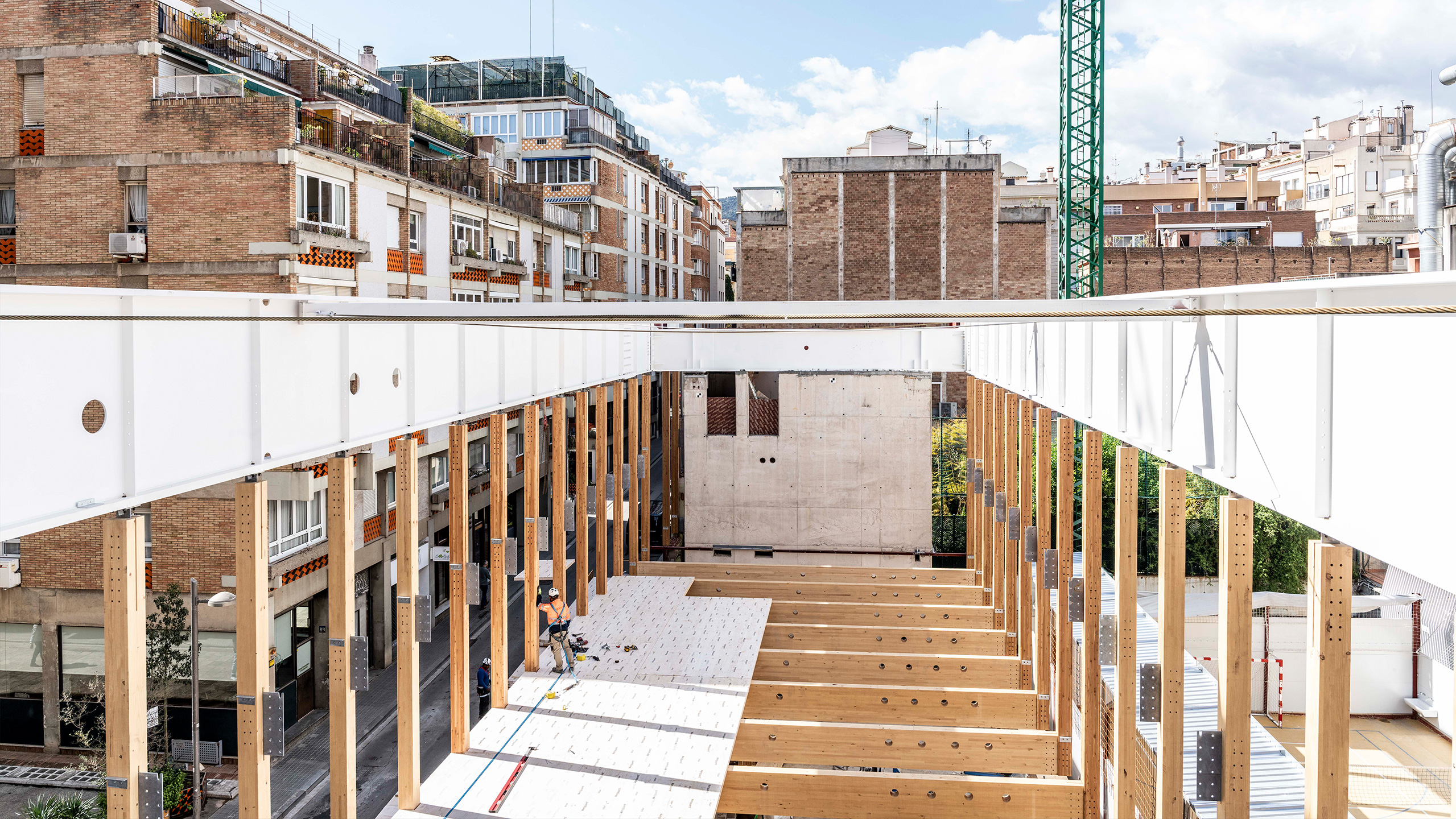 Escuela Suiza de Barcelona trasbordo arquitectura